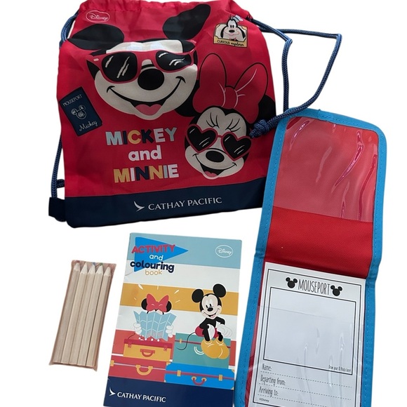 Disney Mickey and Minnie Red and Blue Kids Set - Picture 2 of 2